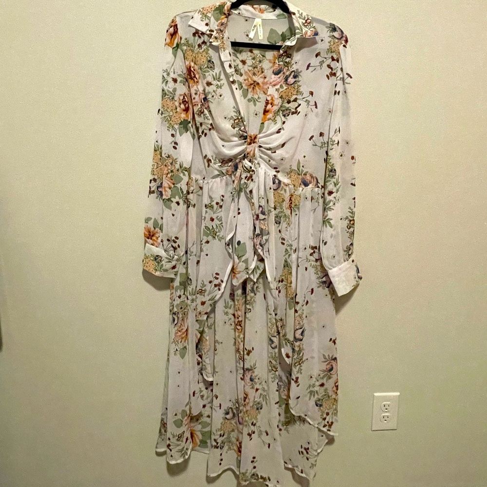 ((Sold))Sheer floral blouse